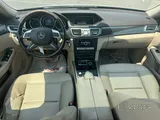 Mercedes Benz  - E200  / 2.0 L Turbo 